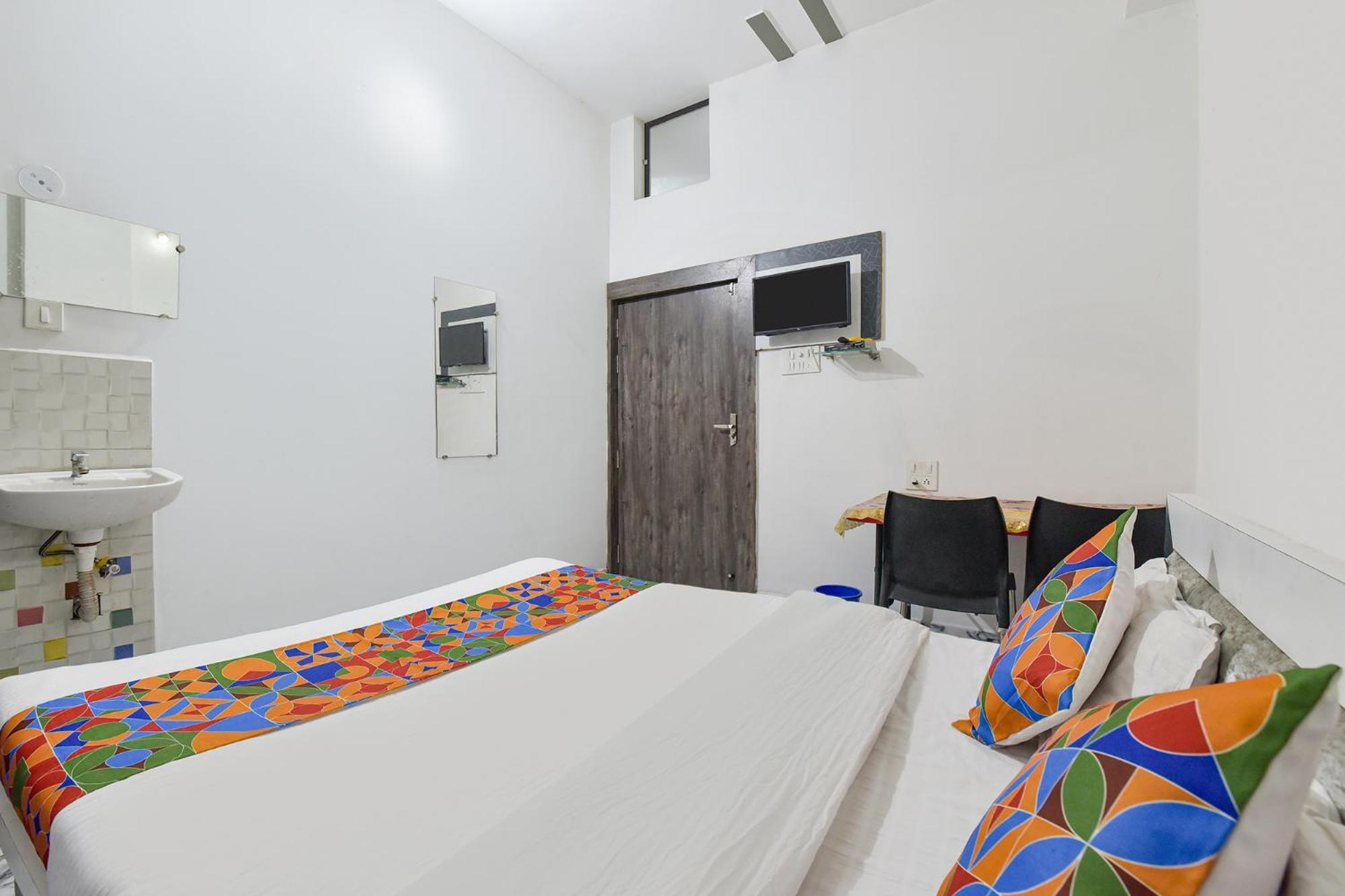 Fabexpress Soni Palace Ujjain Bagian luar foto