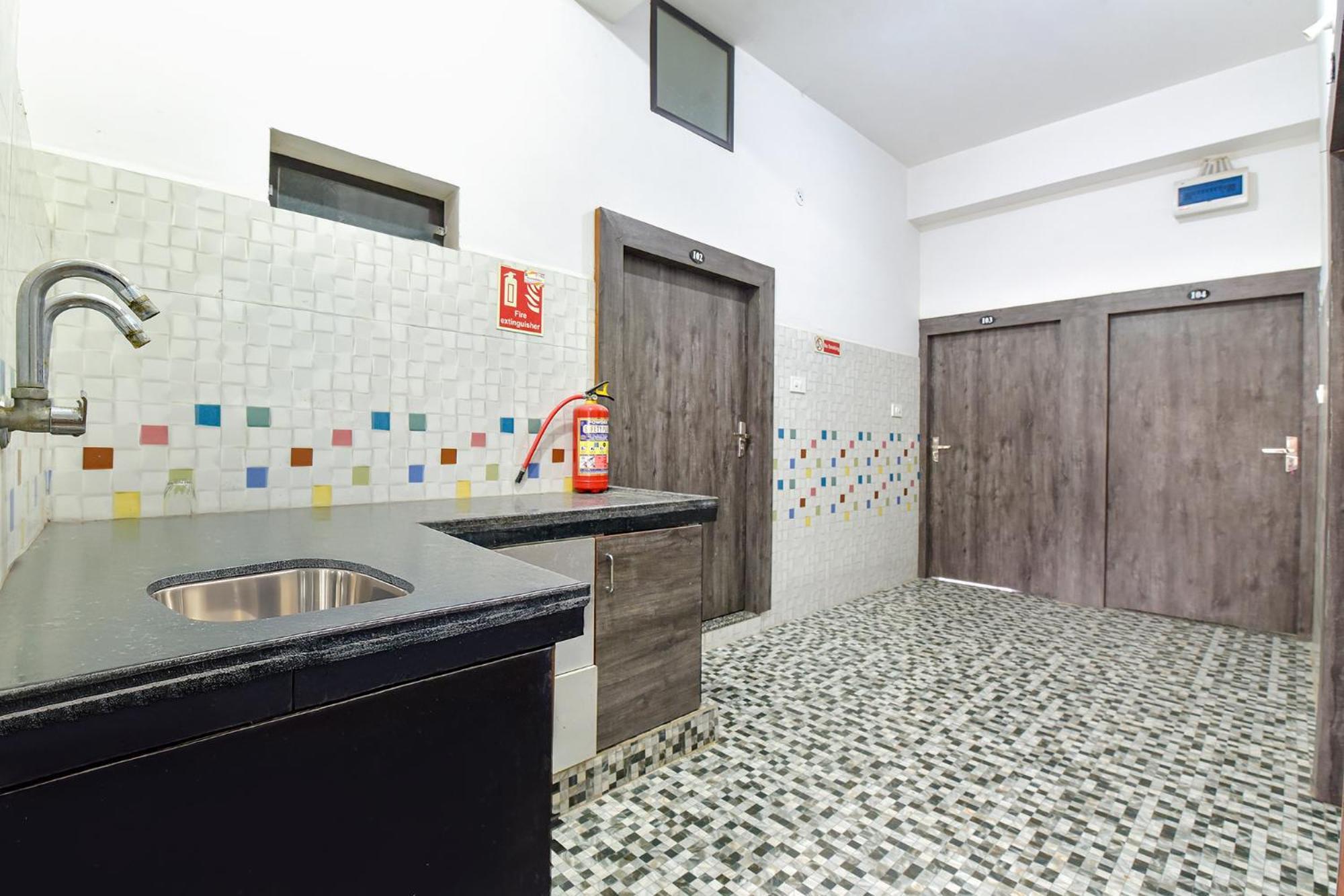 Fabexpress Soni Palace Ujjain Bagian luar foto